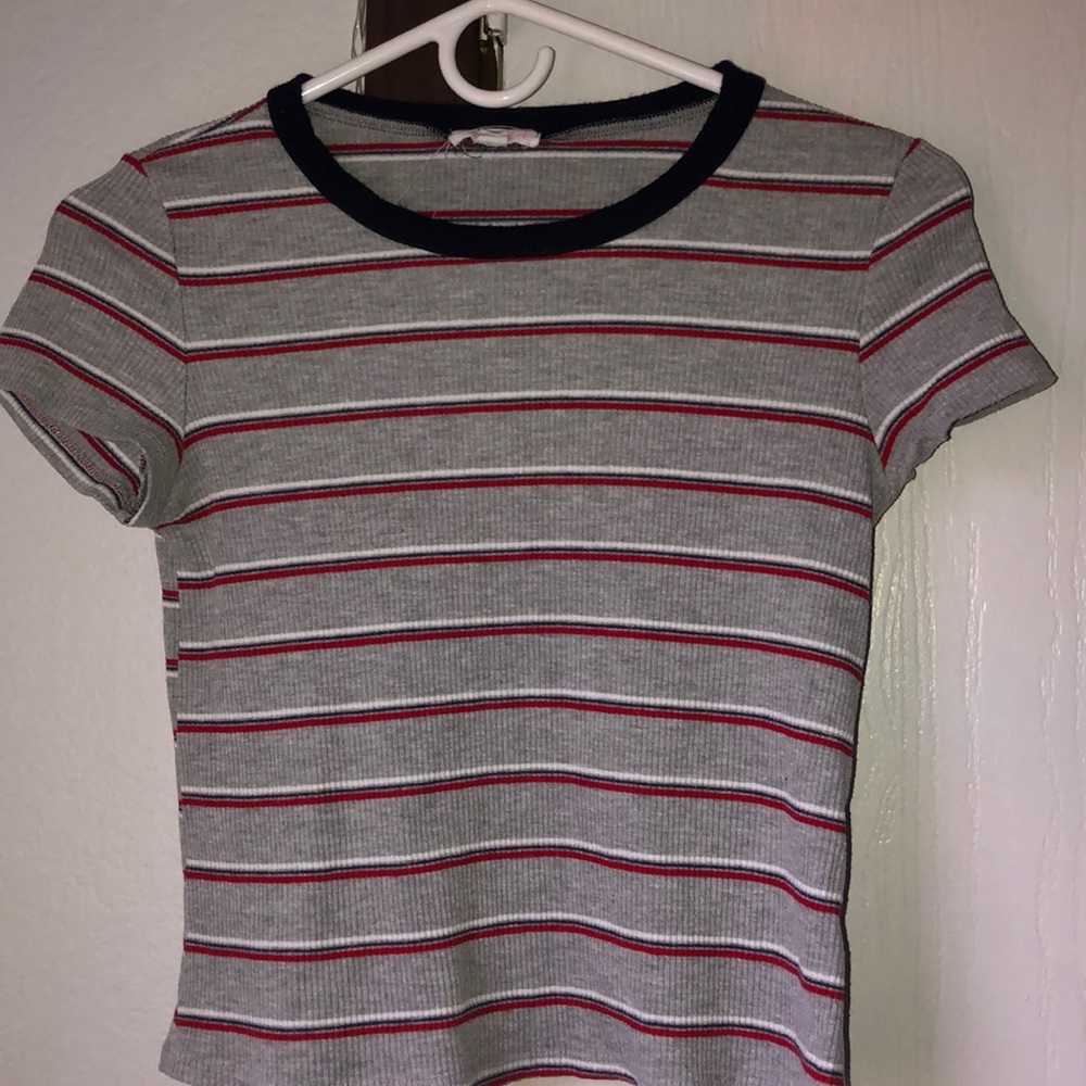 Cropped tee